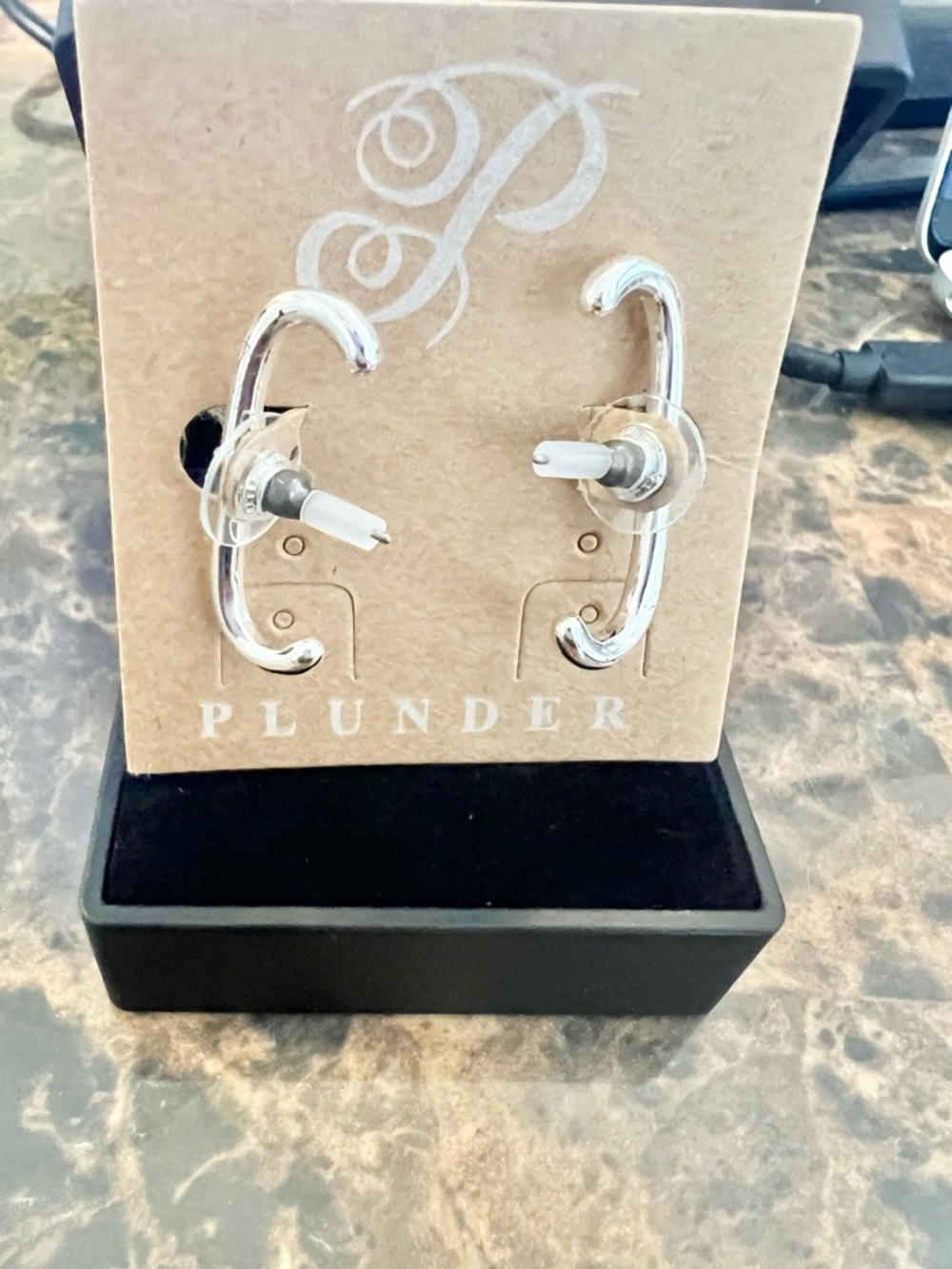 NWT ♥️ Shiny Silver Curved Bar Handle Stud Earrings